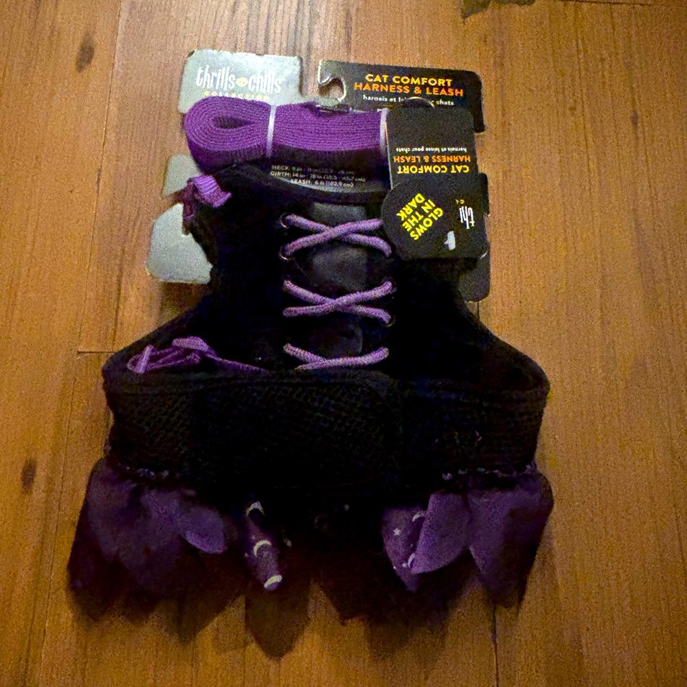 Cat costume harness and leash nwt